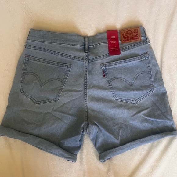 Levi’s classic short - Picture 4 of 6